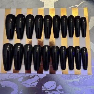 Glossy Black Press-On Nails